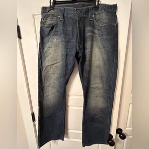LEVI’S 514 JEANS! GREAT CONDITION! Size 36/30.